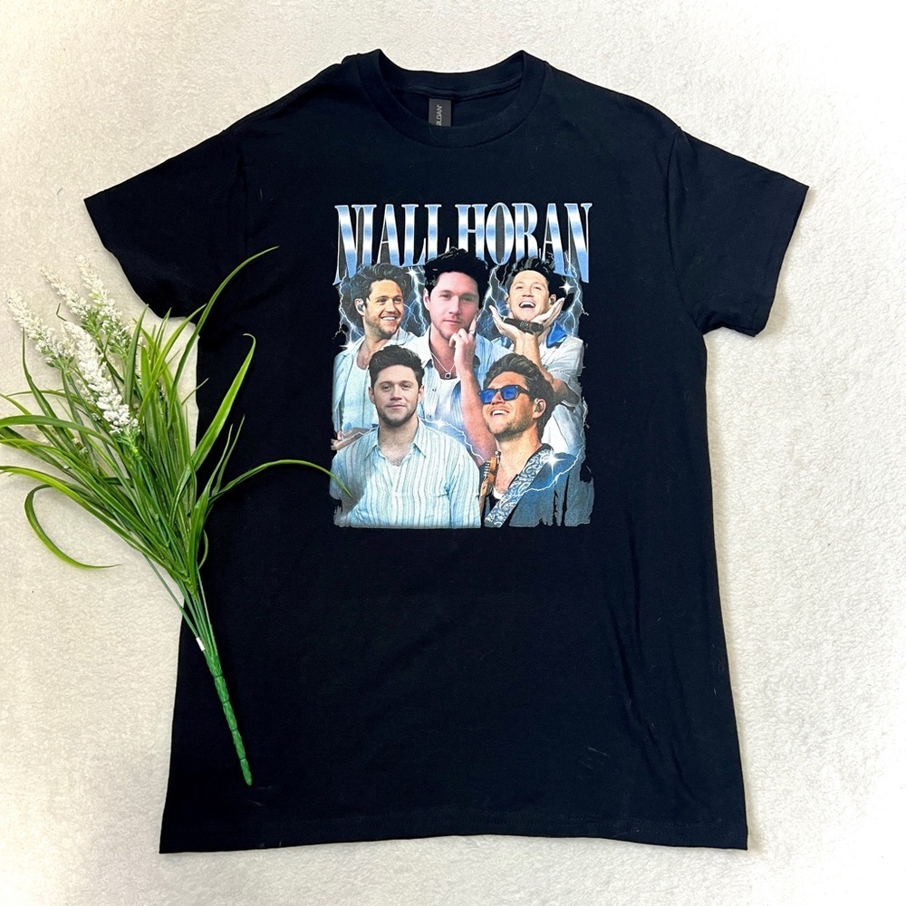 Gildan Niall Horan 90's Inspired Graphic Short Sleeve Tee - Small